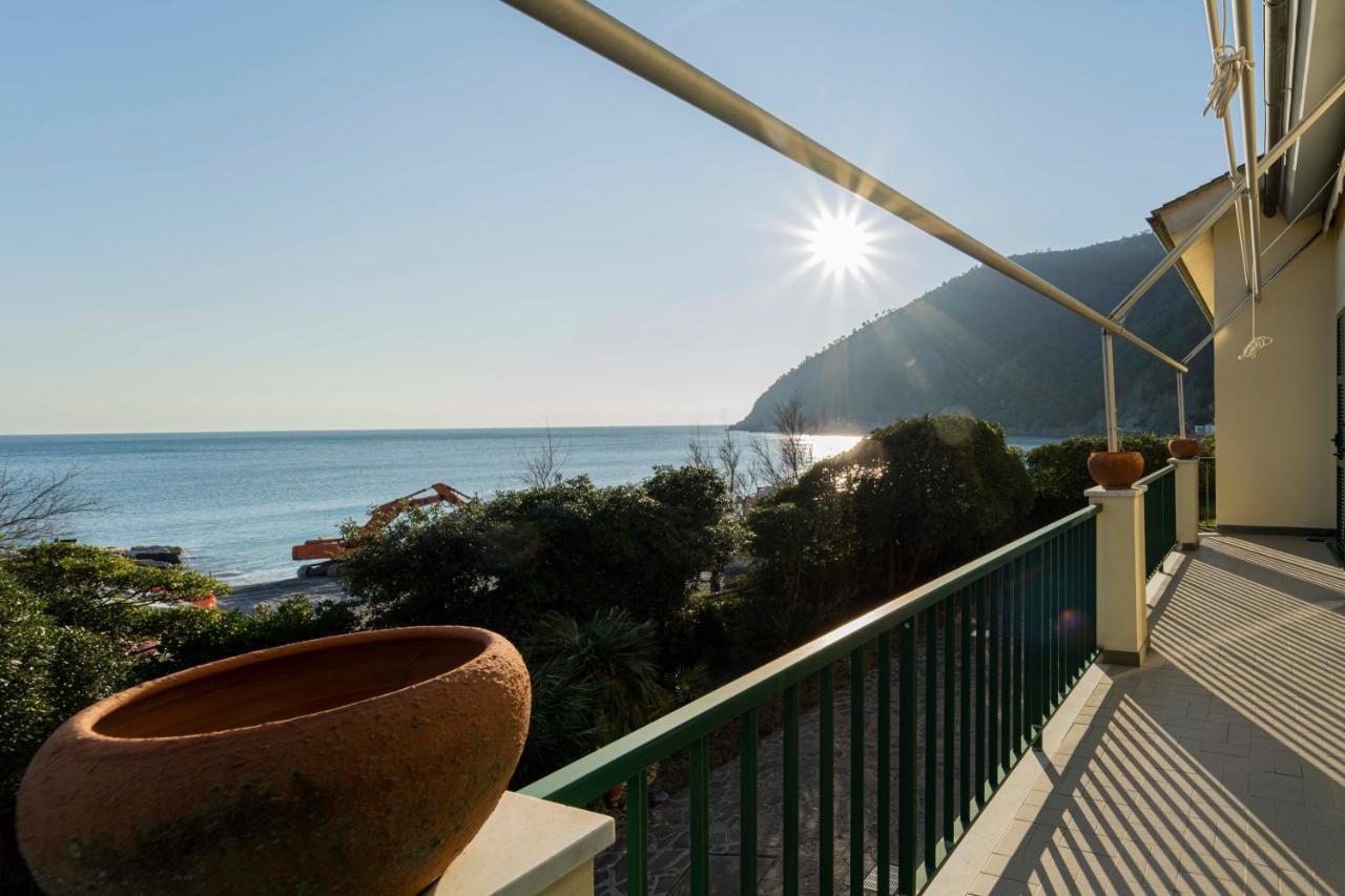 111 - Casa La Secca Vista Mare, 100Metri Dalla Spiaggia E Mare Монелья Экстерьер фото
