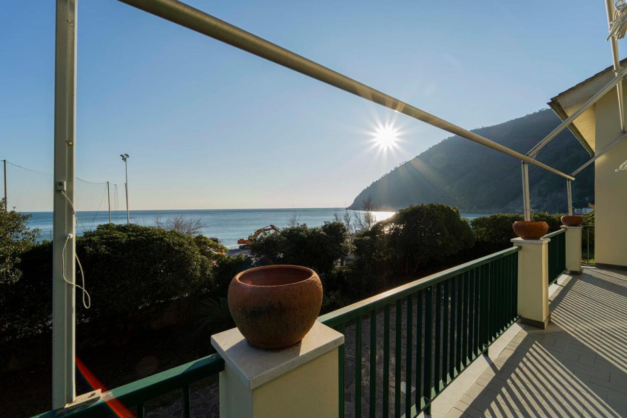 111 - Casa La Secca Vista Mare, 100Metri Dalla Spiaggia E Mare Монелья Экстерьер фото