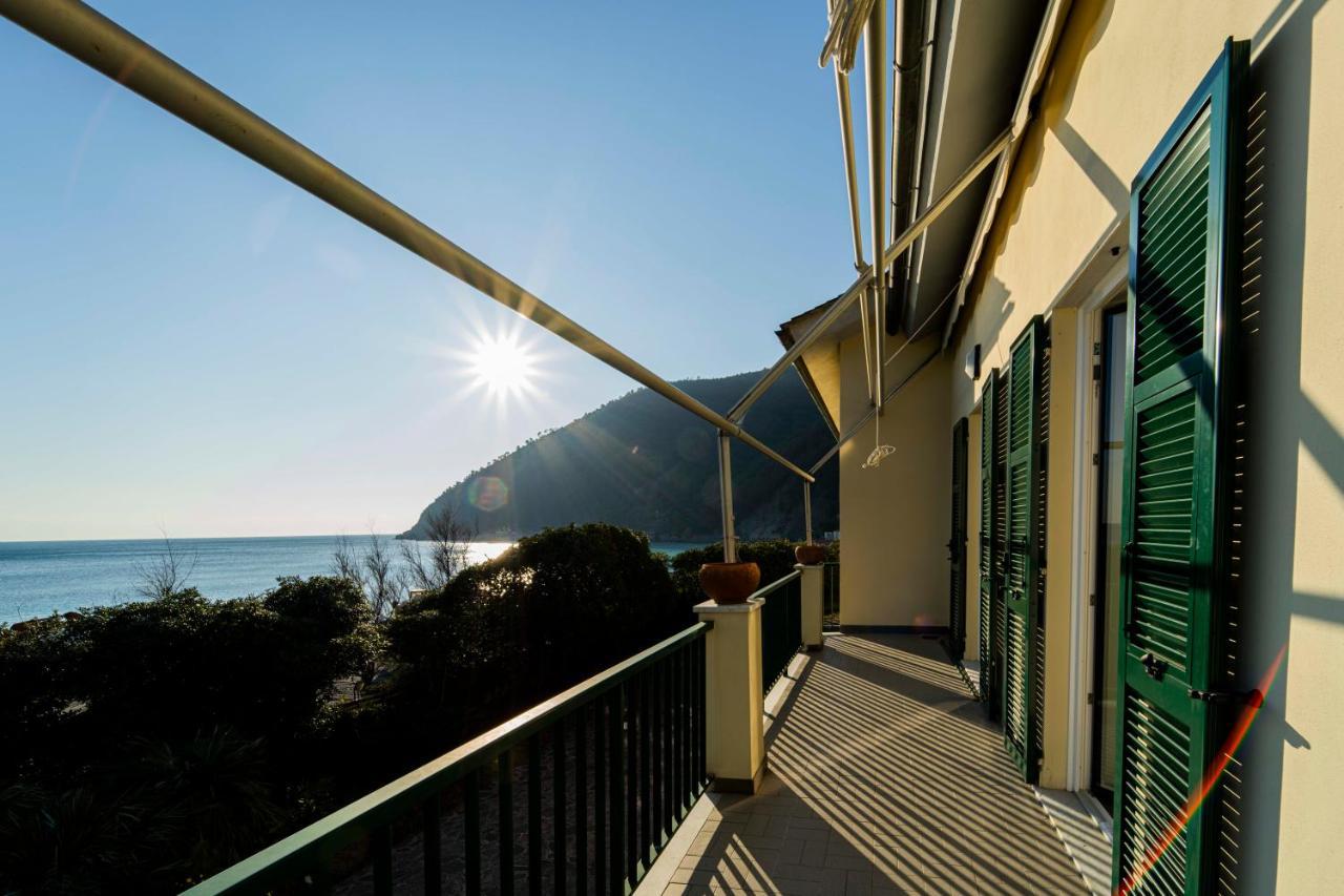 111 - Casa La Secca Vista Mare, 100Metri Dalla Spiaggia E Mare Монелья Экстерьер фото